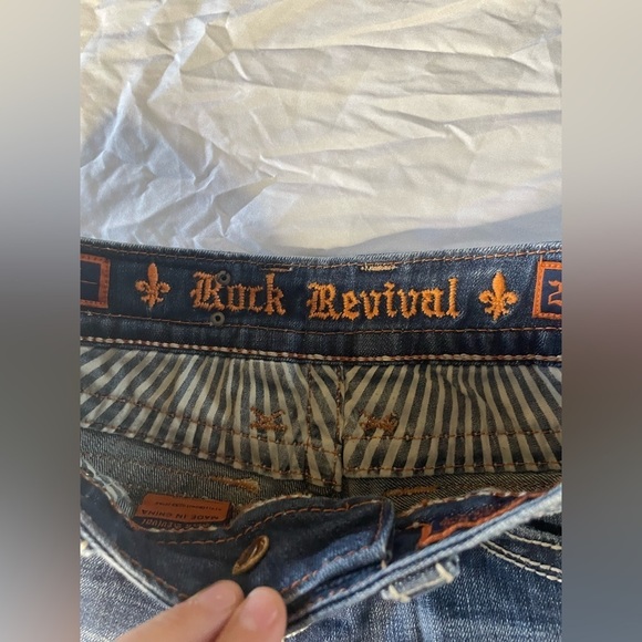 Rock Revival Cut off Shorts - Picture 3 of 8